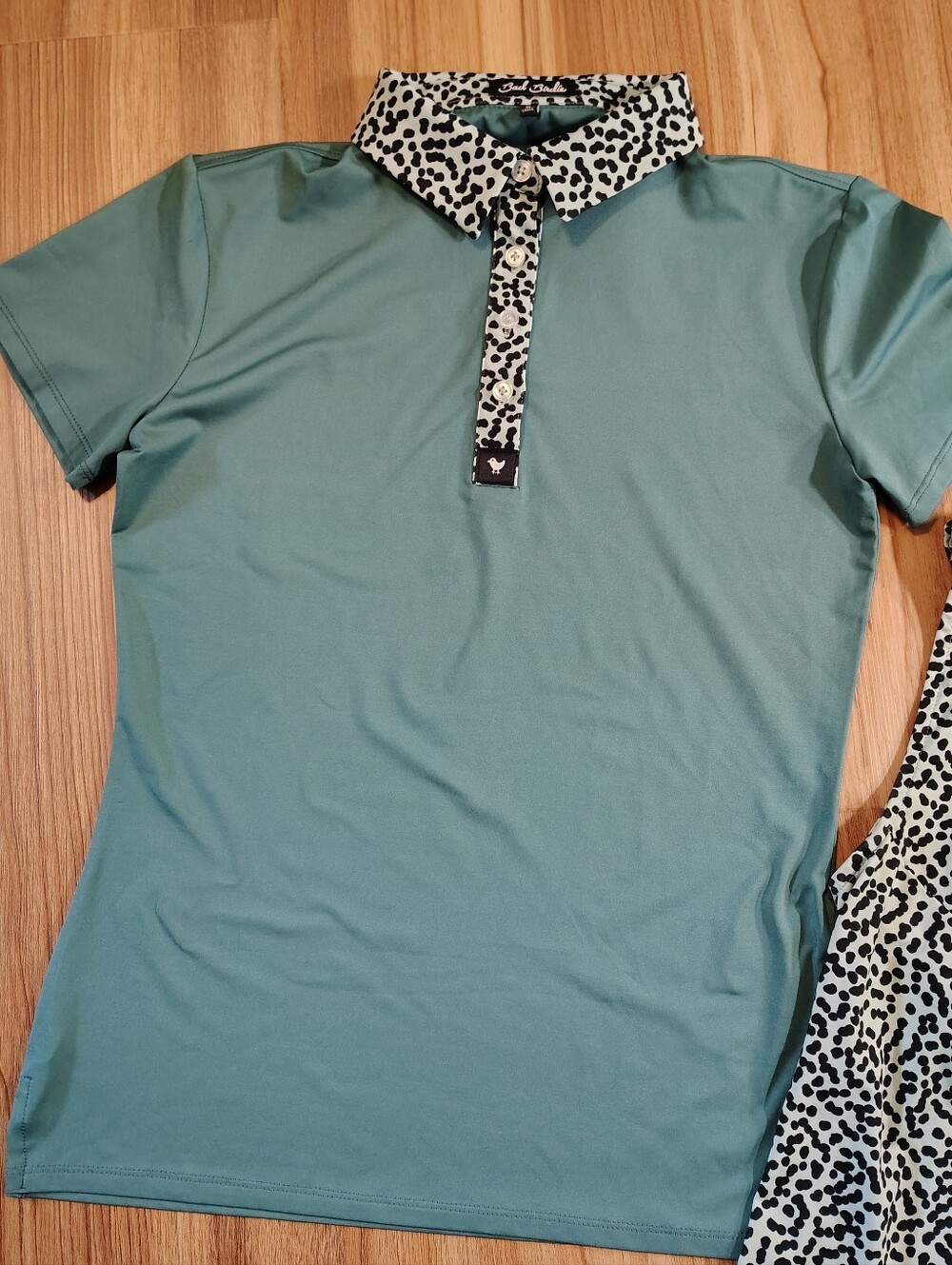 Bad Birdie Women 3 Piece Golf Outfit Set Medium Polo Tank Top Skort Animal Print - Picture 3 of 12